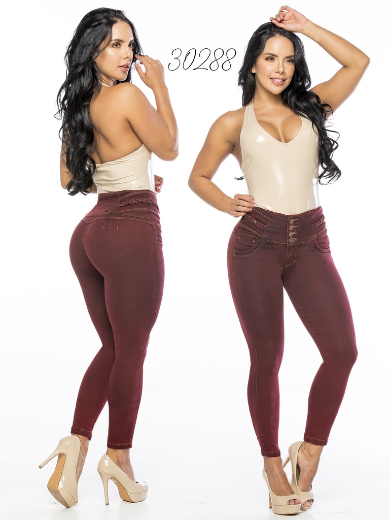 [25330288TE01] Jeans Levantacola Colombiano