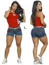 Short Levantacola de Jean Azul Medio con Bolsillos Bordados en Rojo